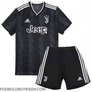 Juventus Udebanetrøje Børn 2022-23 Kortærmet (+ Korte bukser)